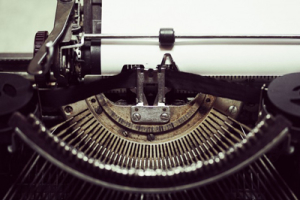 #speaktocamera image of old typewriter